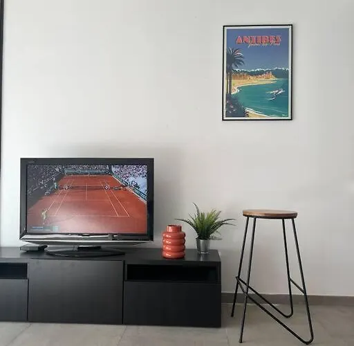 Studio Proche Plage Et Vieil Antibes + Parking